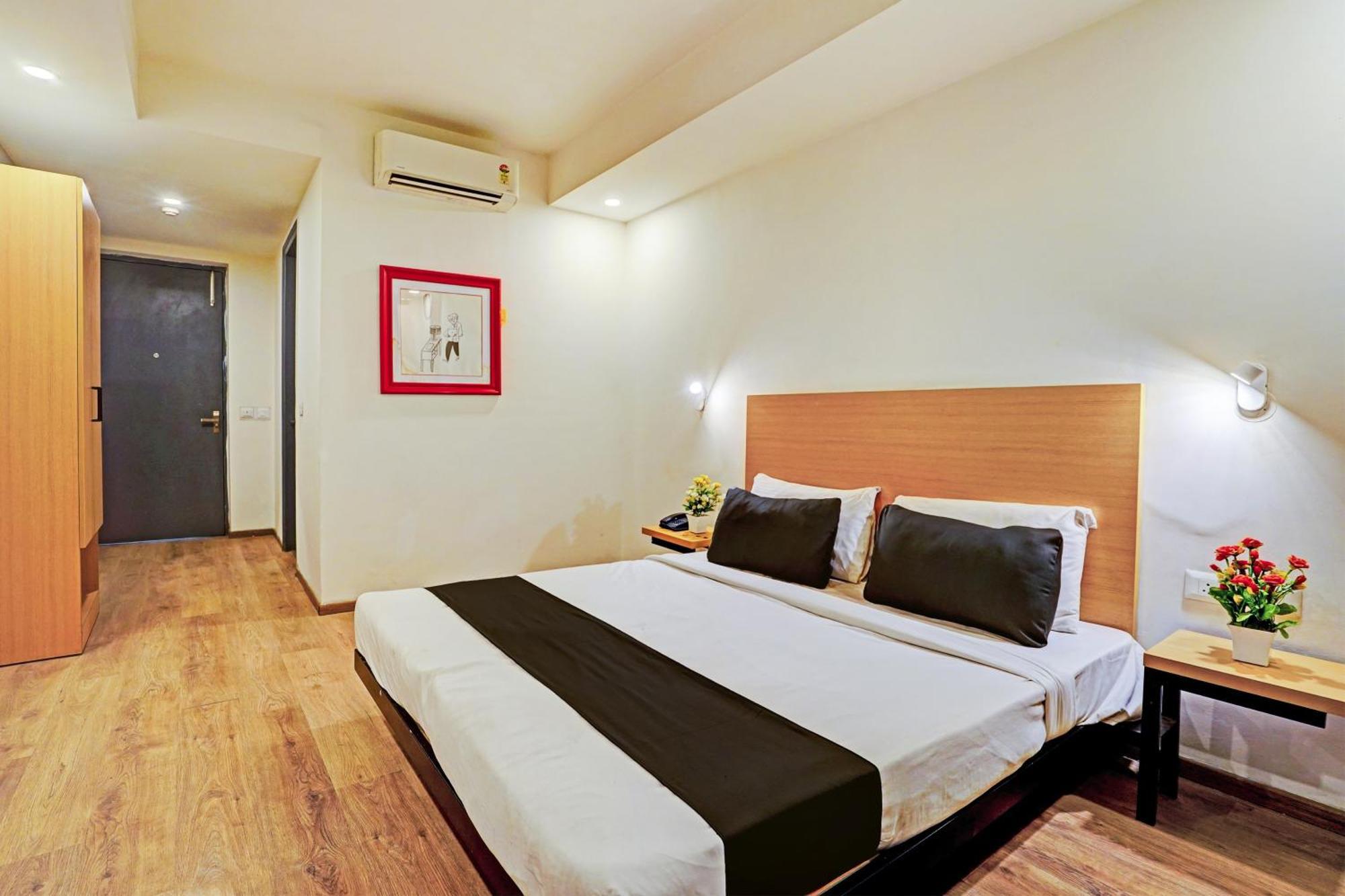 Townhouse Pantao Stays Gurgaon Exterior foto